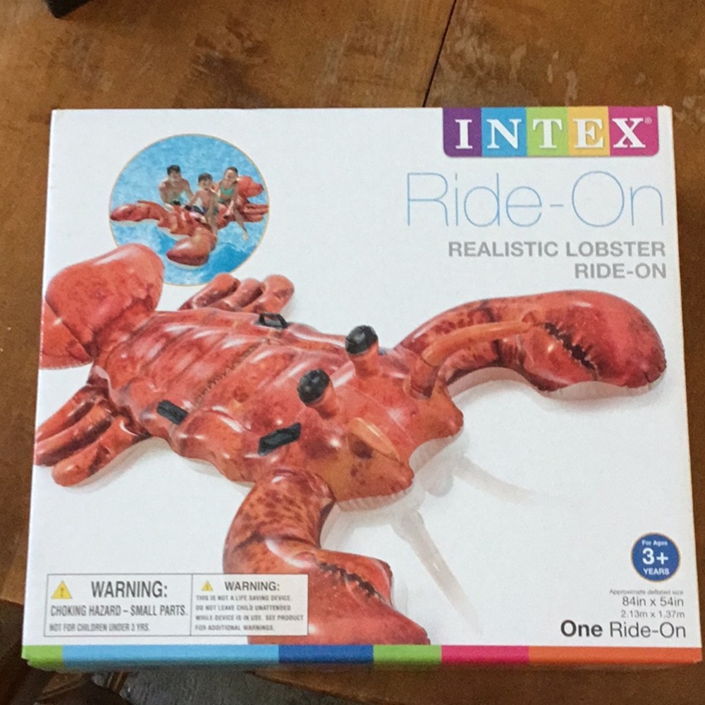 Lobster Inflatable ride on float NWT